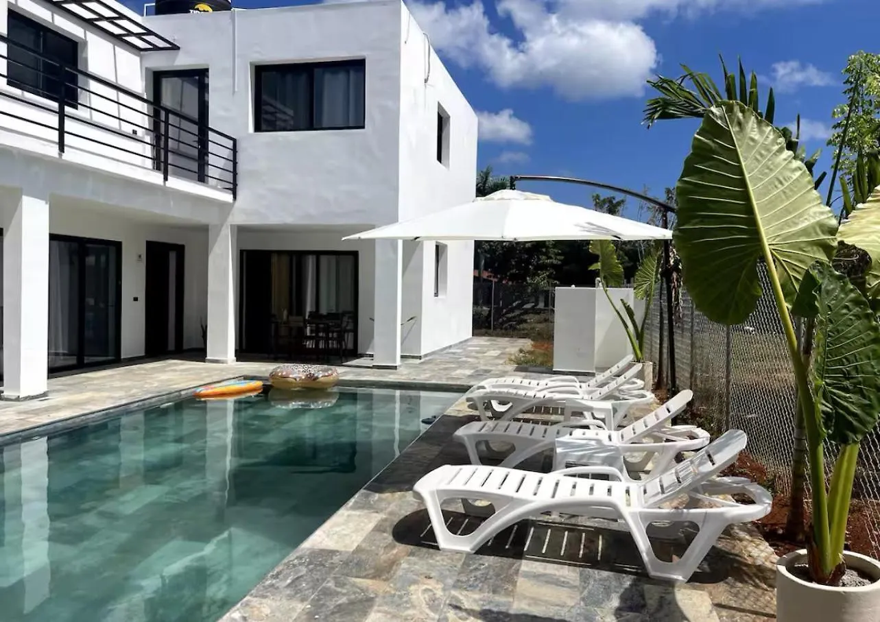 Casa Entre Playas Con Piscina En Las Galeras Dominican Republic